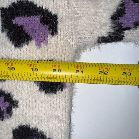 Moon River Lilac Leopard Funnel Neck Sweater | medium | Anthropologie - Picture 10 of 11